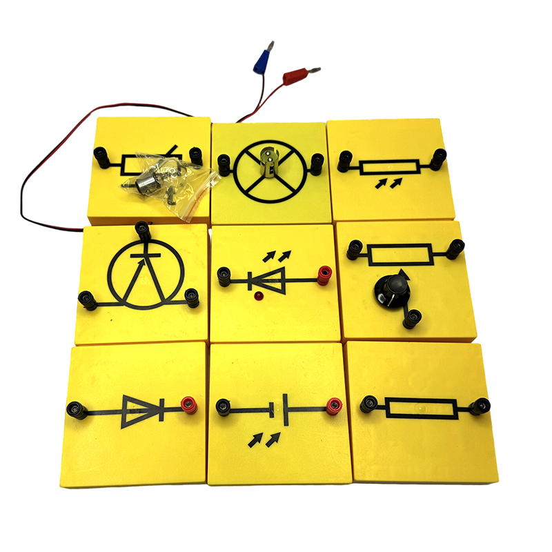 Demonstrar conjunto elétrico 2 equipamentos de ensino elétrico